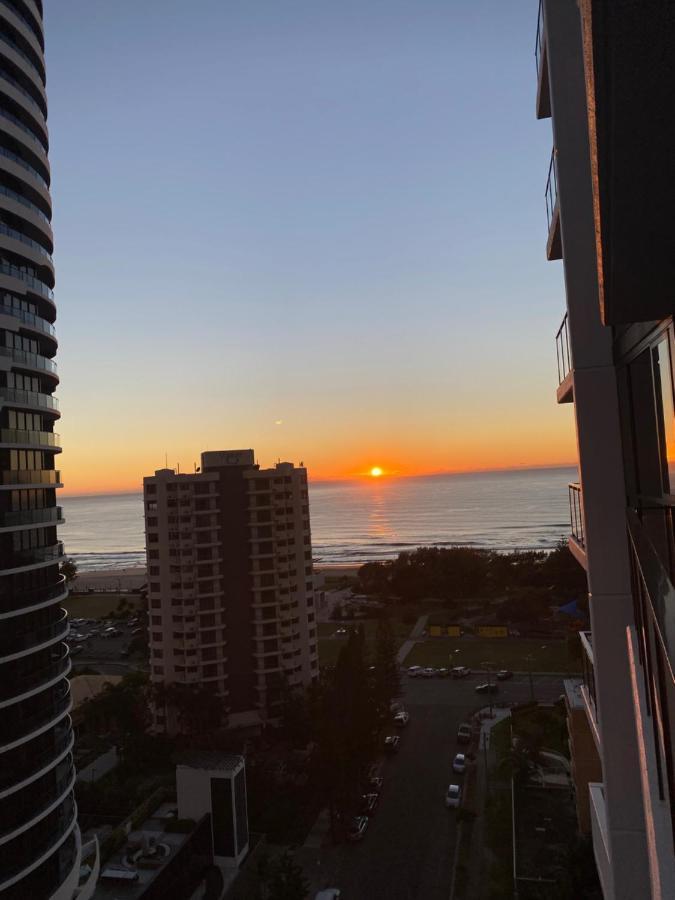 Koko Luxury Apartment In Broadbeach Gold Coast Kültér fotó