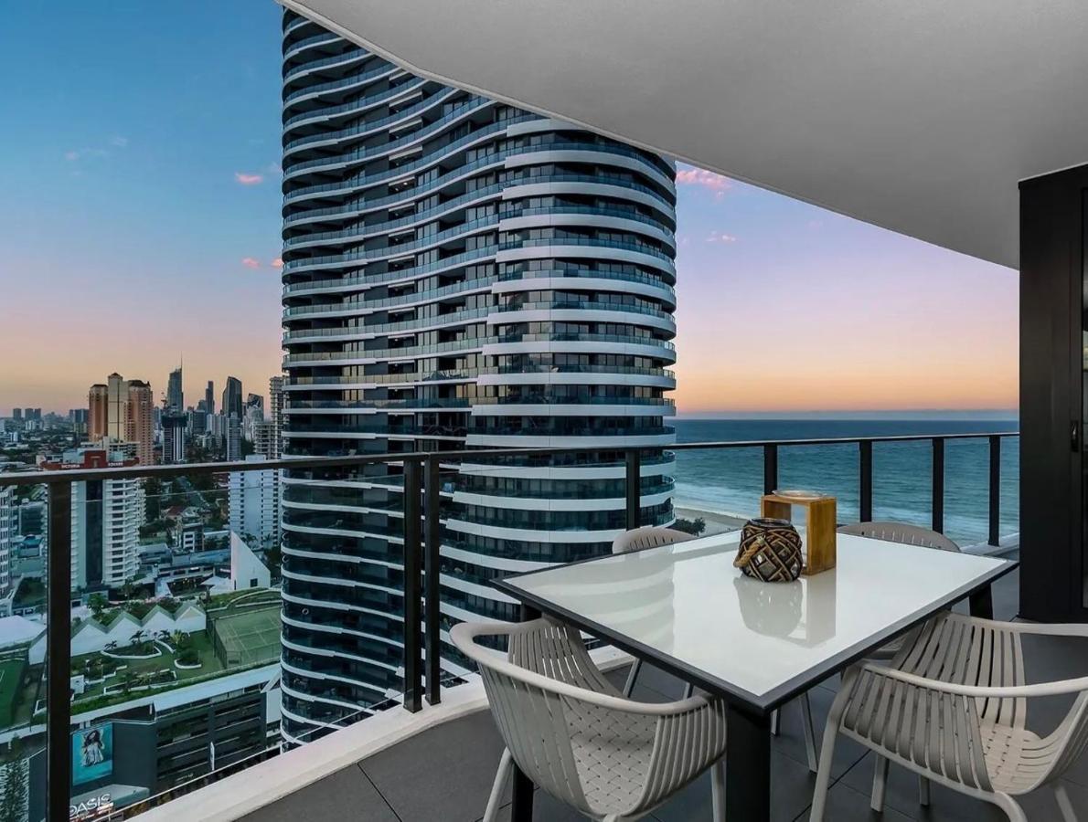 Koko Luxury Apartment In Broadbeach Gold Coast Kültér fotó